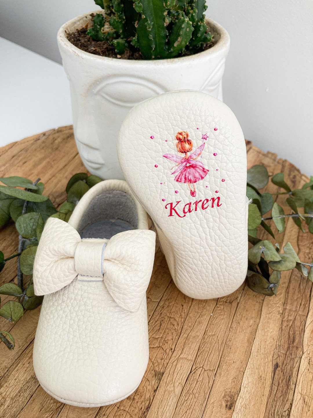 Beyaz Pody İsimli Bebek Ayakkabısı