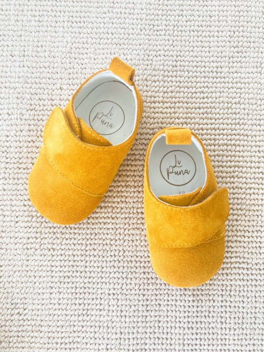 Sarı Süet Cırt Cırtlı Bebek  Ayakkabısı