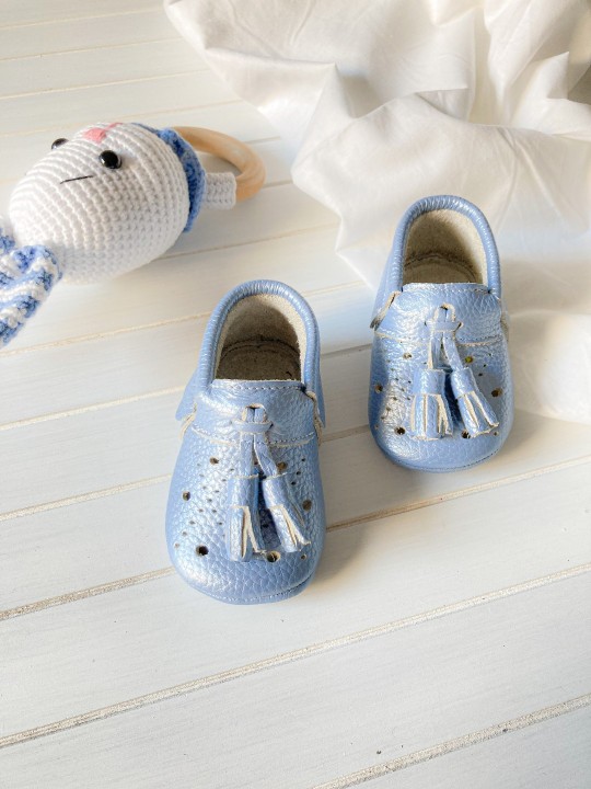 Royal Serisi Metalik Mavi Bebek Makosen Ayakkabı
